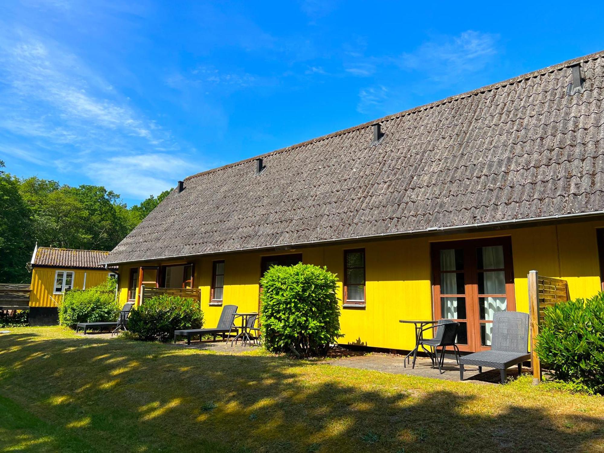 Hotel Skovly Rønne Exterior foto