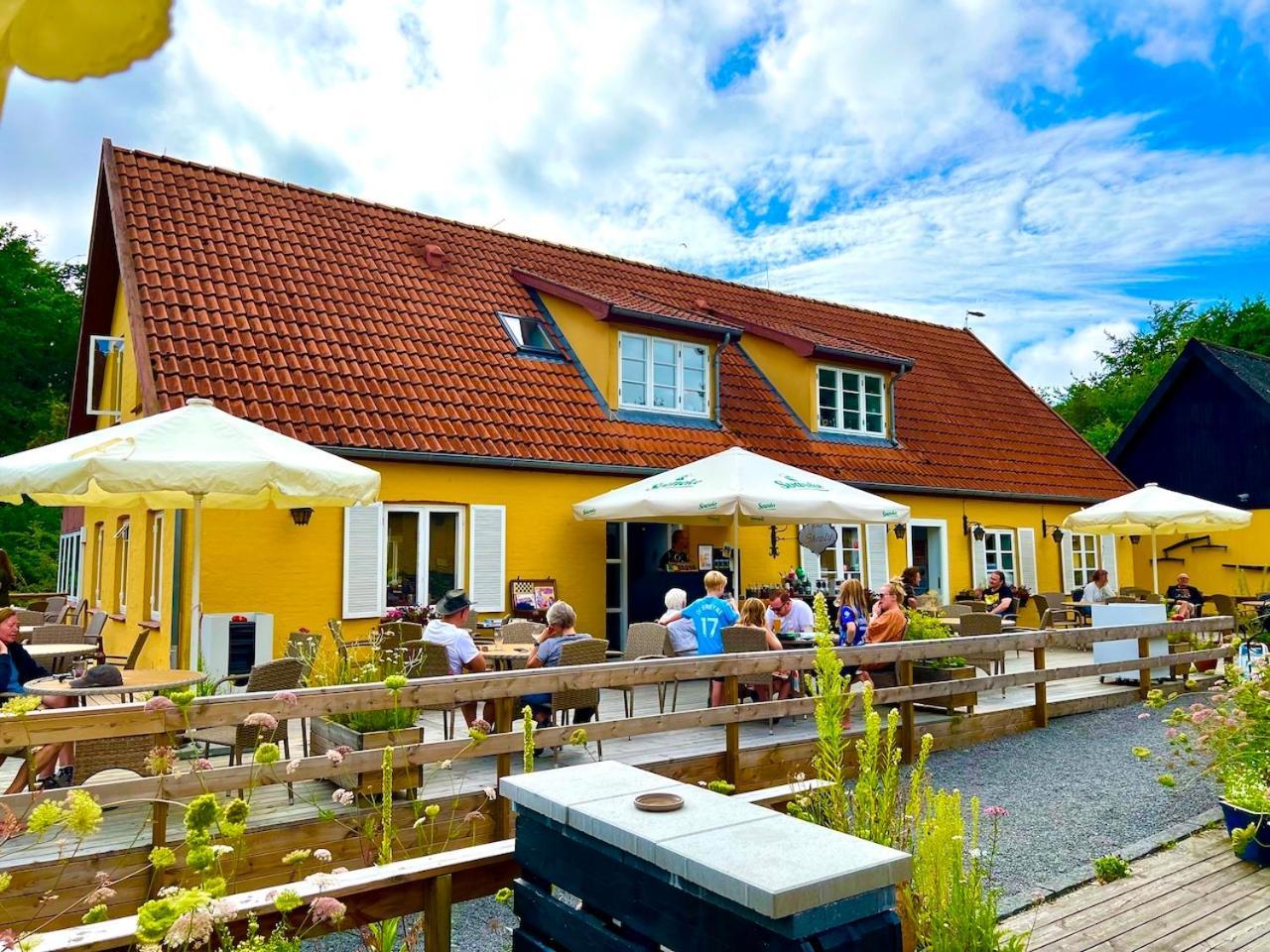 Hotel Skovly Rønne Exterior foto